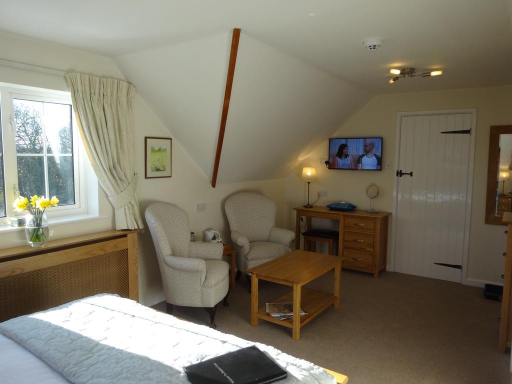 Bed and Breakfast Hunters Croft Sway Exteriér fotografie